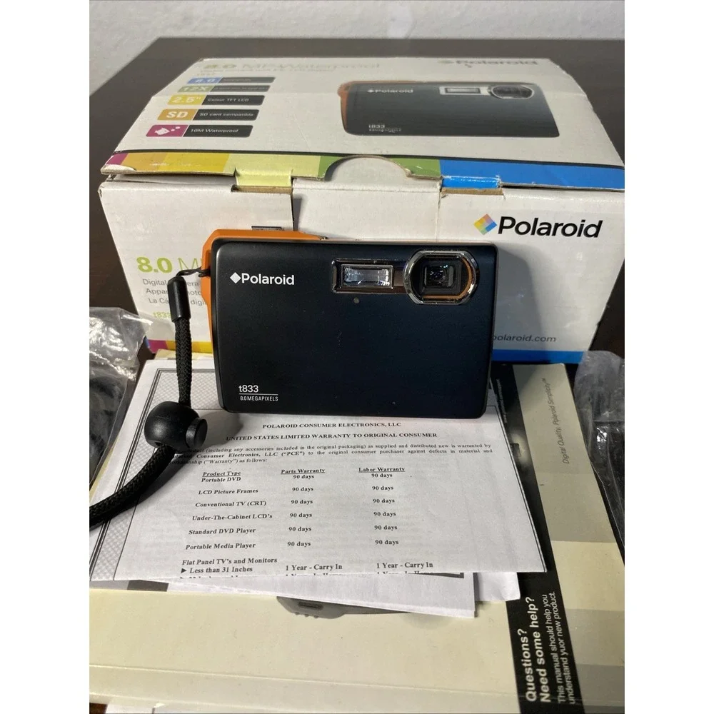 Polaroid T833 Digital Camera 8 Megapixels Waterproof